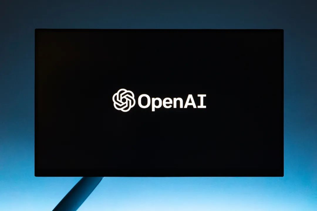 OpenAI“宫斗”，创始人奥特曼“败走”微软，聪明的跨境人看出这两个关键点······| 跨境焦点